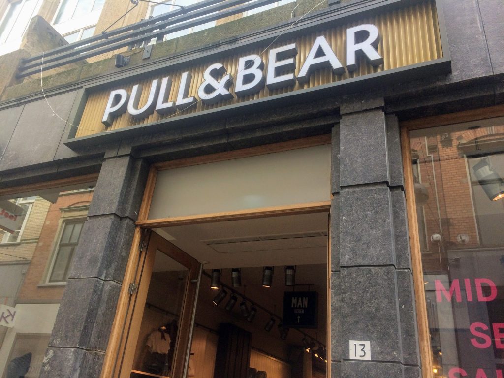 pull-bear-loja-roupas-holanda